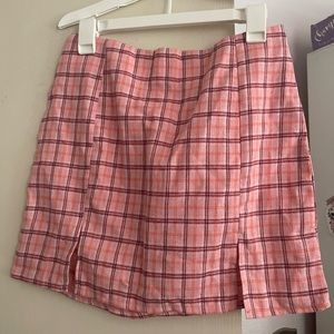 Pink plaid slit mini skirt